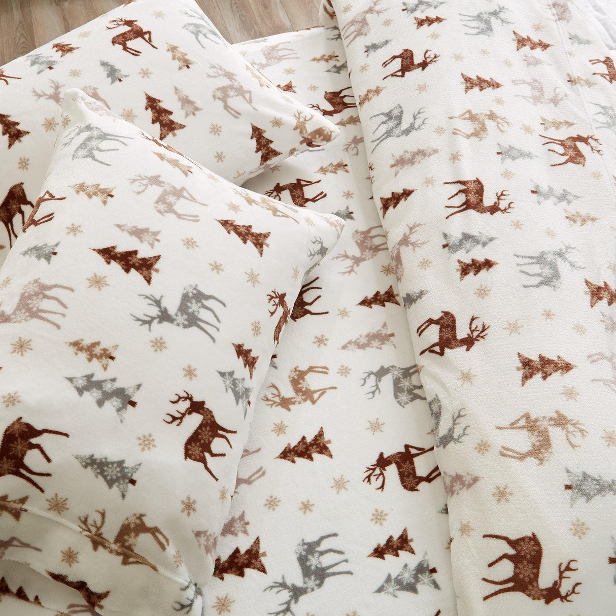 4-Piece Printed Plush Sheet - Velvet Luxe Collection