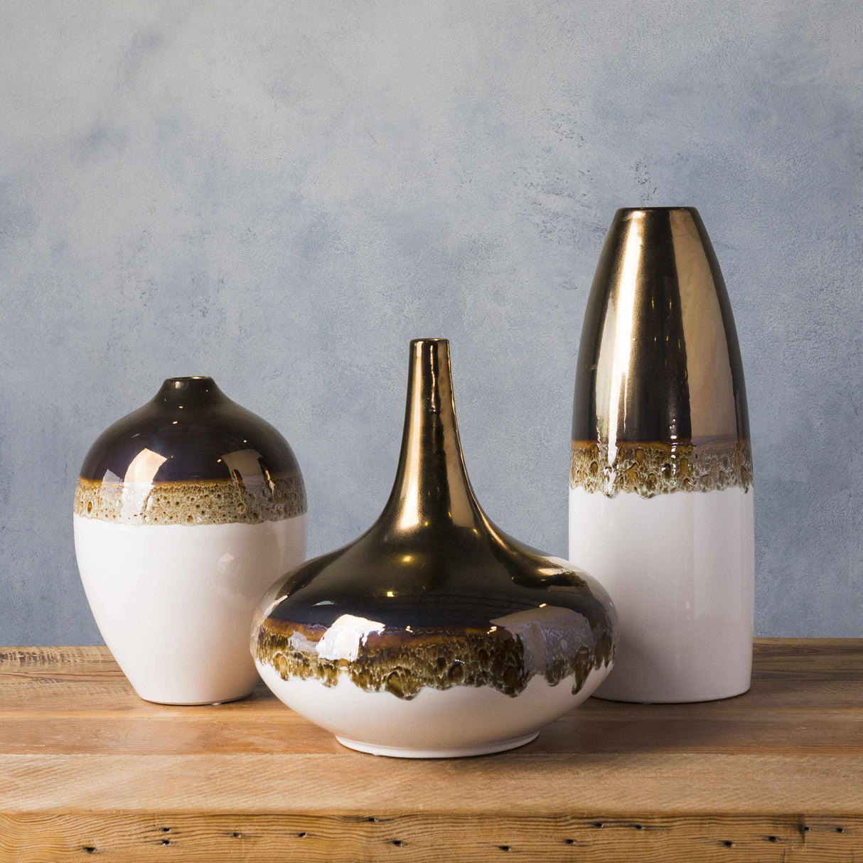 Dulovo White Vase