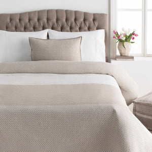 Glina Beige Bedding