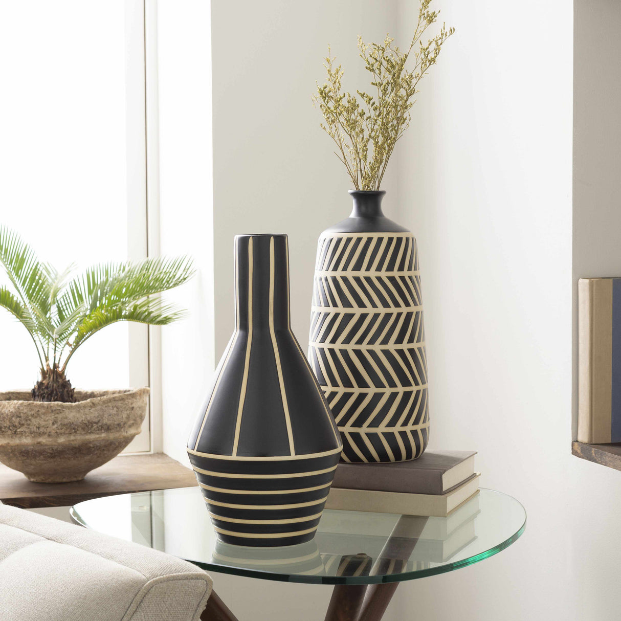 Batak Black Vase
