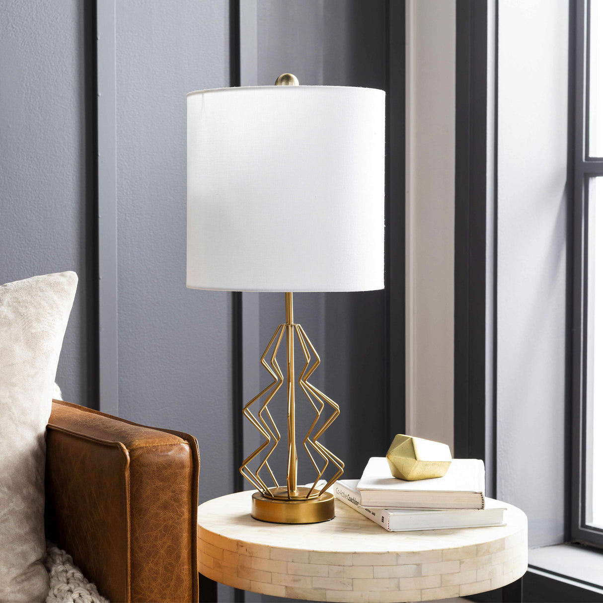 Schlins Modern Table Lamp