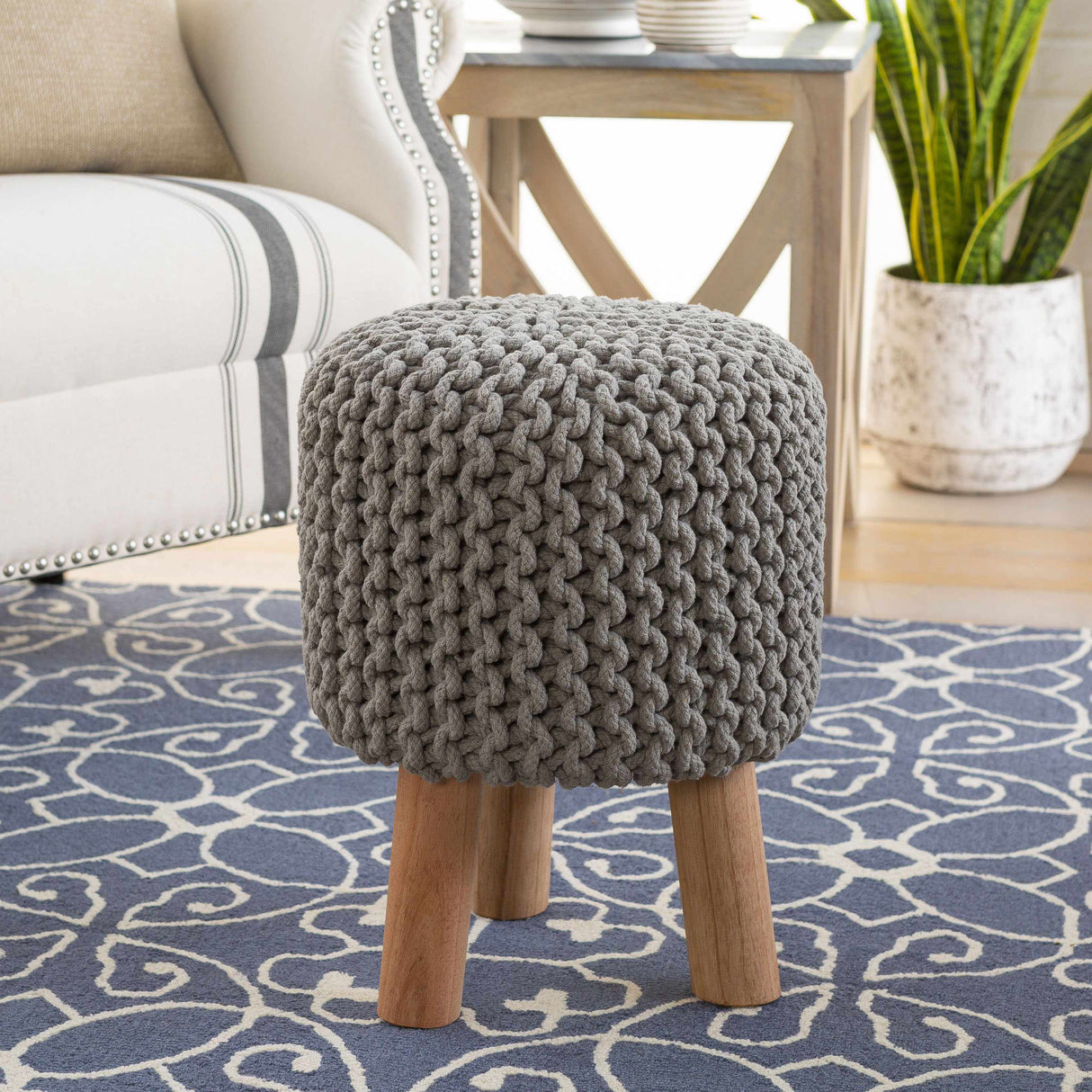 Eibiswald Medium Gray Ottoman