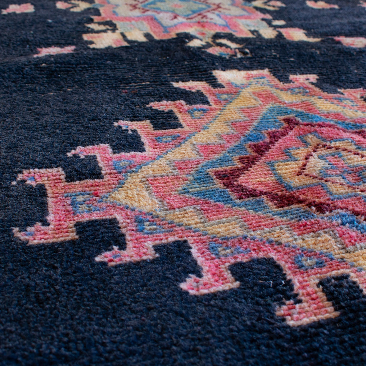 Nova Vintage Moroccan Rug | 3'5" x 5'6"