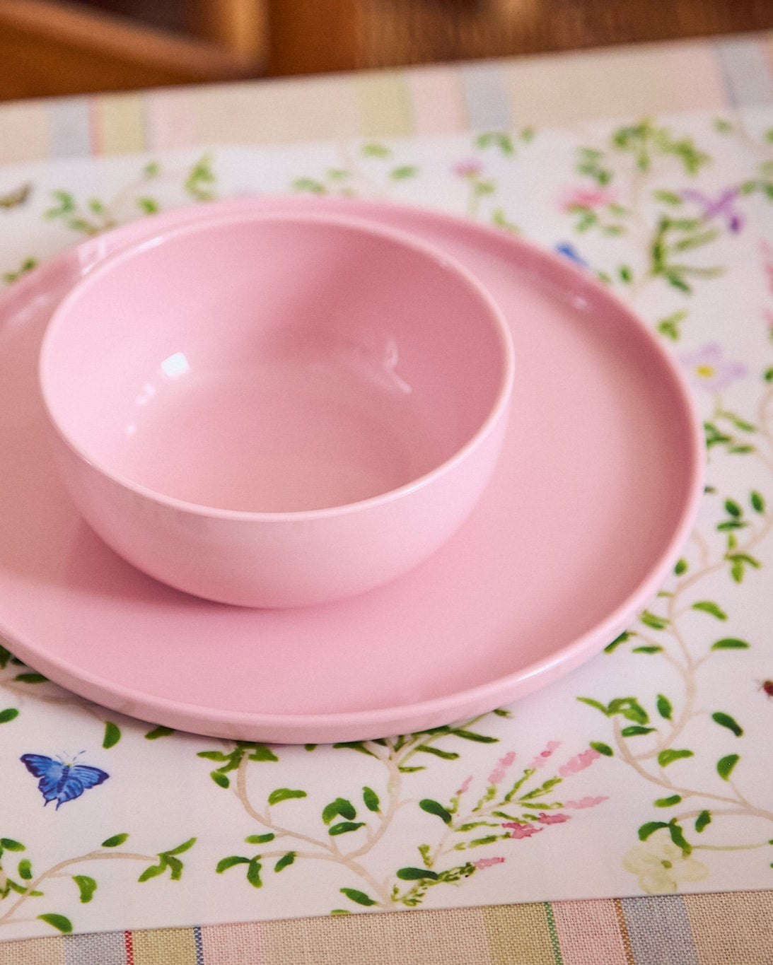 Complete Dinnerware Set | Pink