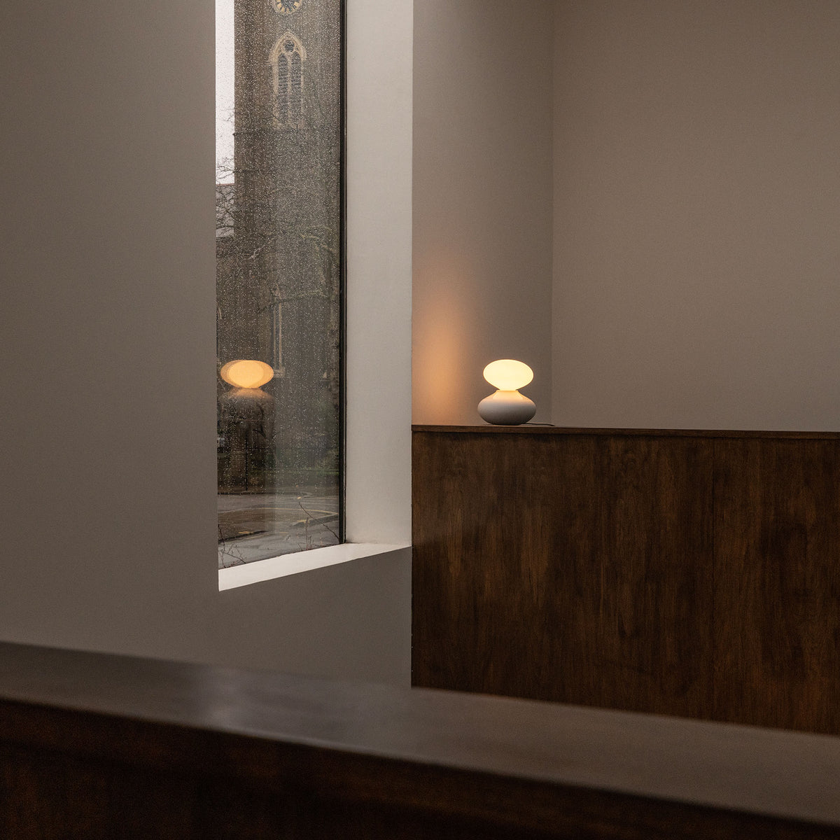 Reflection Oval Table Lamp