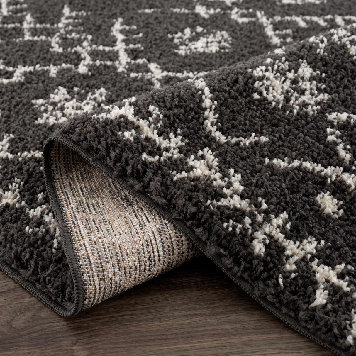 Thetford Black Berber Shag Rug - Clearance