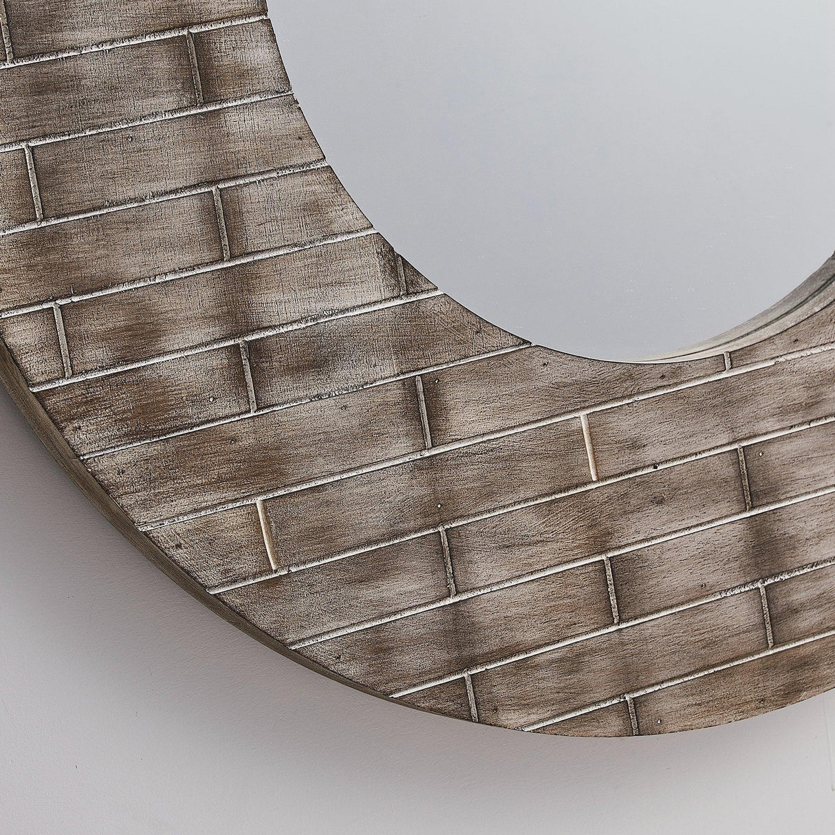 Traditional Round Mirror Vintage Wall Decoration