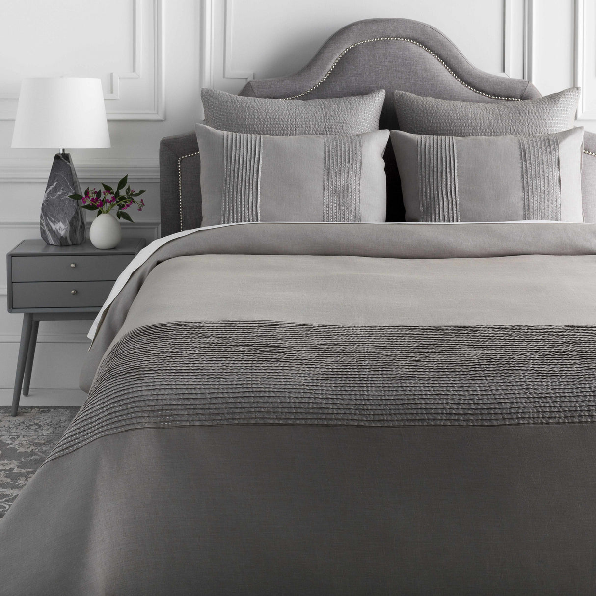 Imotski Medium Gray Bedding