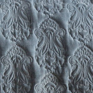 Bakar Medium Gray Bedding