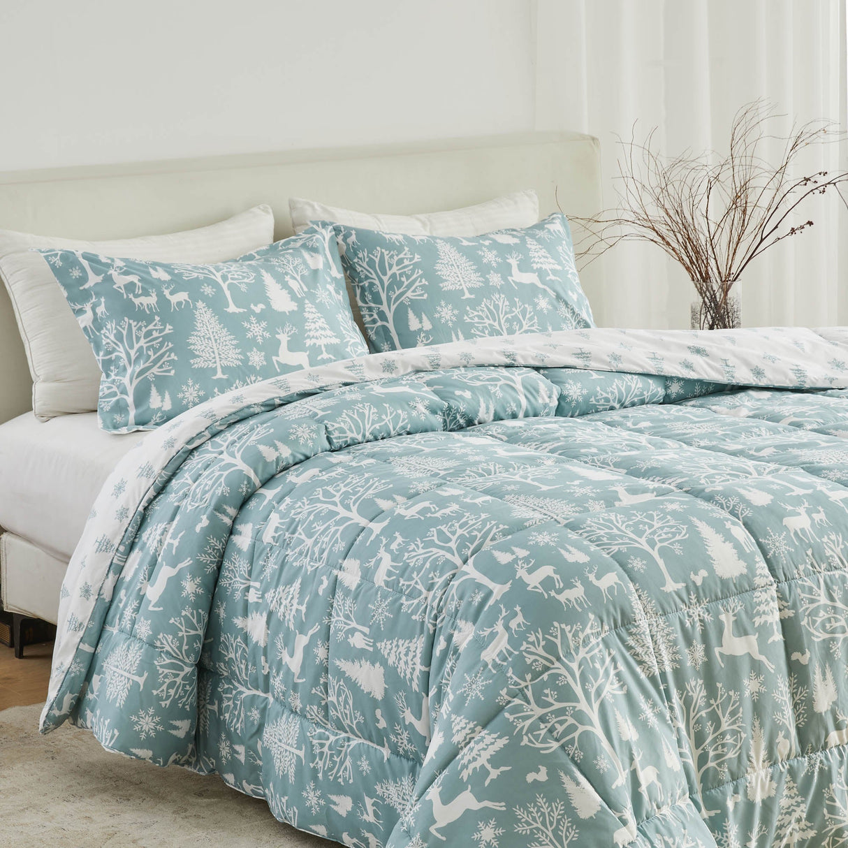 Reversible Christmas Comforter and Sham Set - Holiday / Lodge Odette Collection