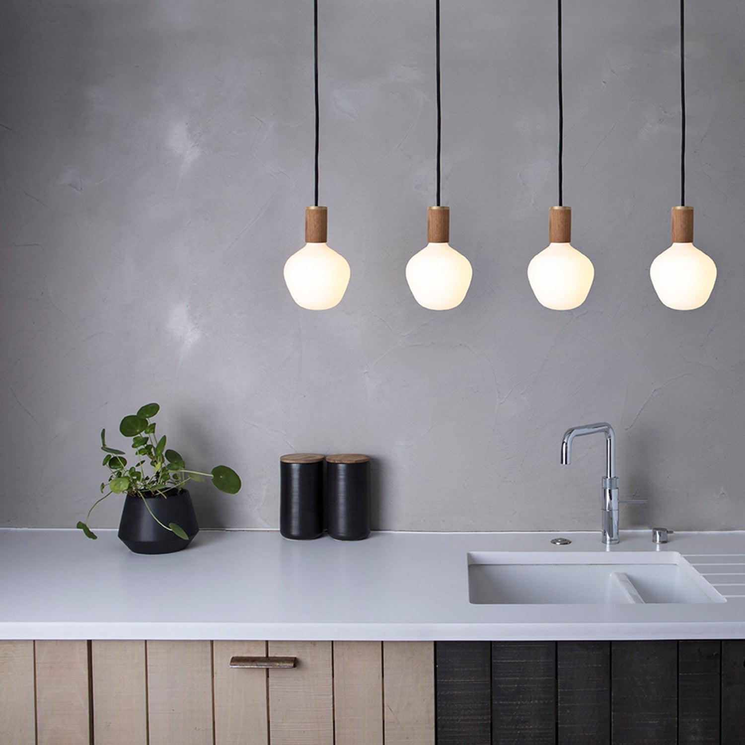 Enno Pendant Light in Walnut
