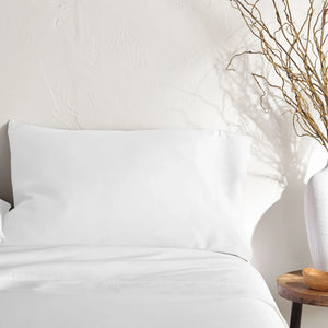 Cooling Bamboo Pillowcase – Breathable, Hypoallergenic & Moisture-Wicking Comfort