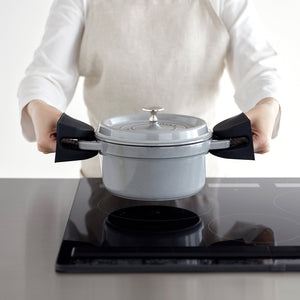 Magnetic Pot Holders - Set of 2 - Silicone