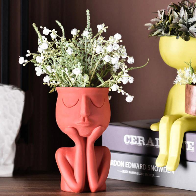 Cupping Face Resting Ceramic Planter Tomato | Sage & Sill