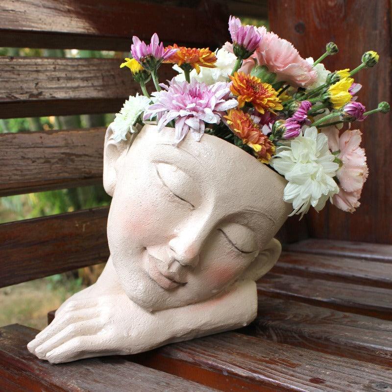 Hera Sleeping Face Planter | Sage & Sill