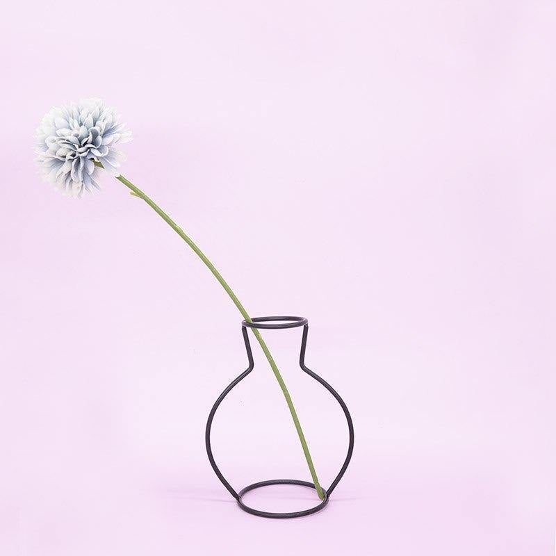 Minimal Iron Line Vase Holder B | Sage & Sill
