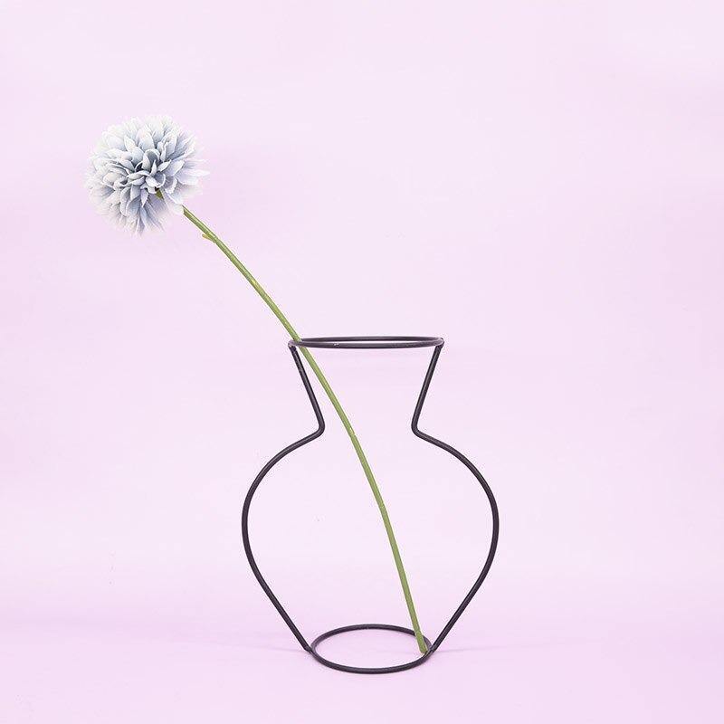 Minimal Iron Line Vase Holder D | Sage & Sill