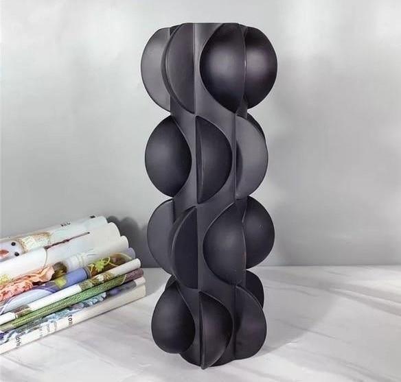 Abby Abstract Petal Vases Black / Large | Sage & Sill